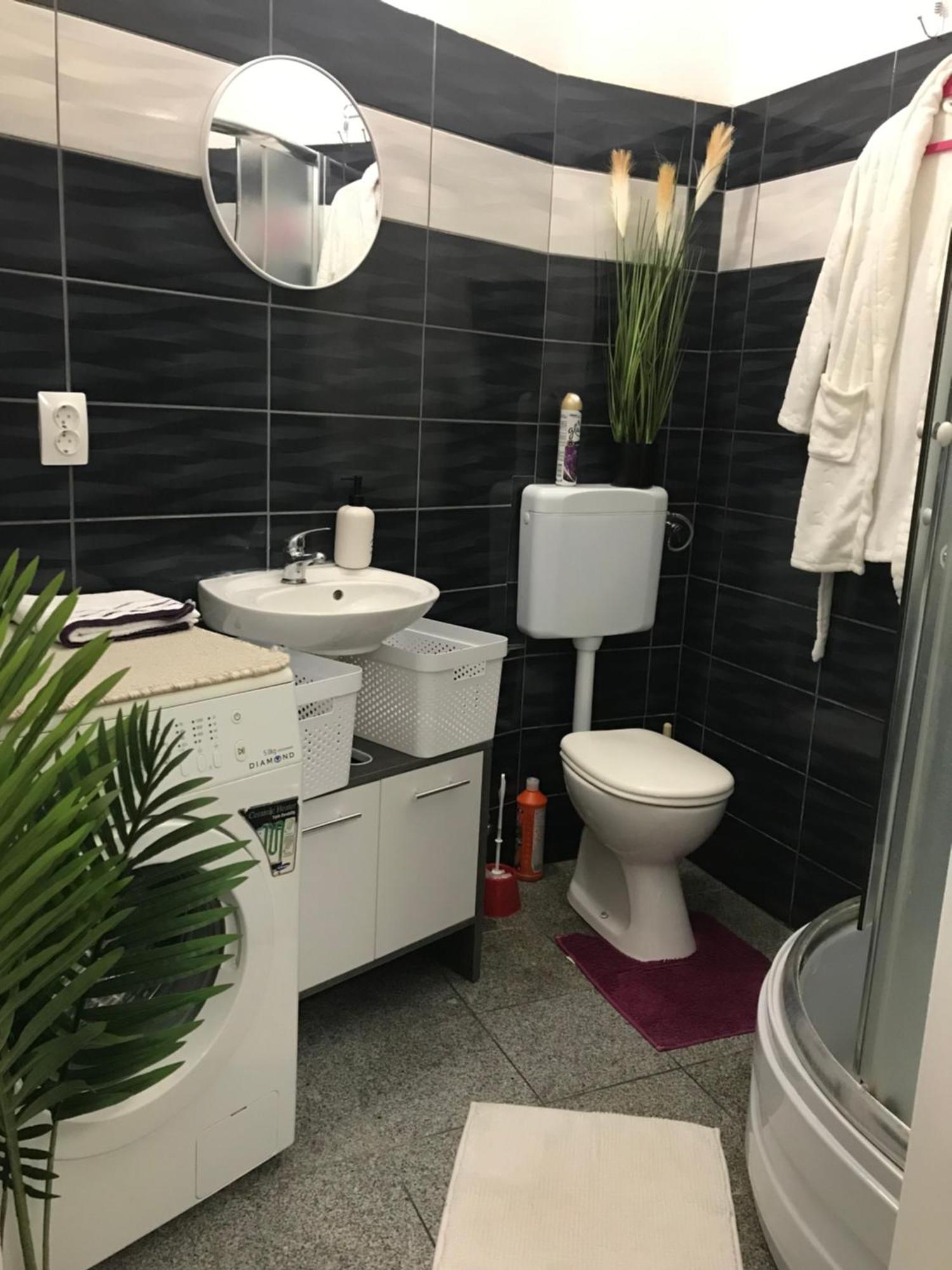 River City Apartments Rijeka Luaran gambar